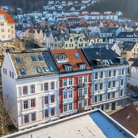 Sentral Og Stilfull برغن