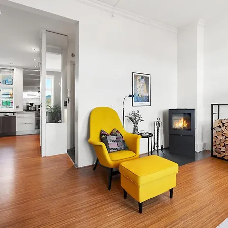 Sentral Og Stilfull Apartment Bergen