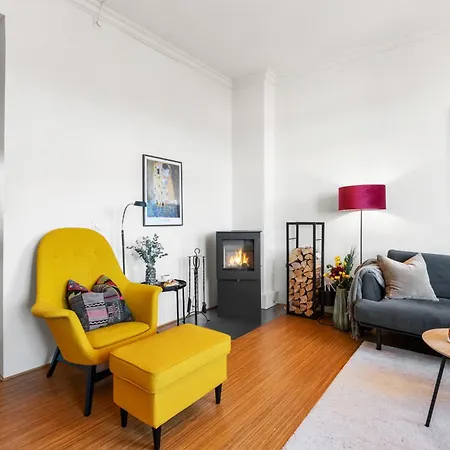 Sentral Og Stilfull شقة